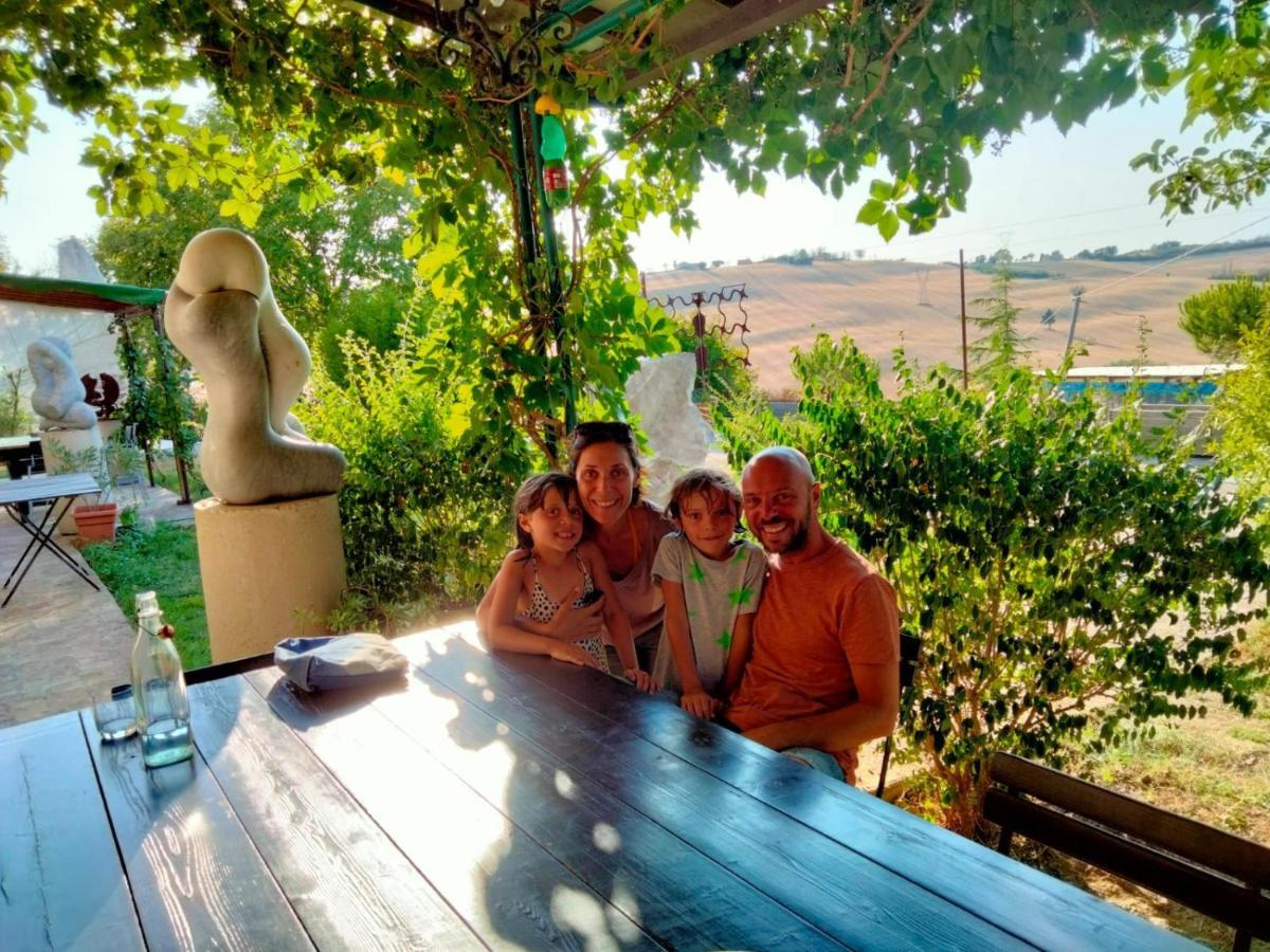 La Casa degli ulivi Art B&B Trecastelli Esterno foto